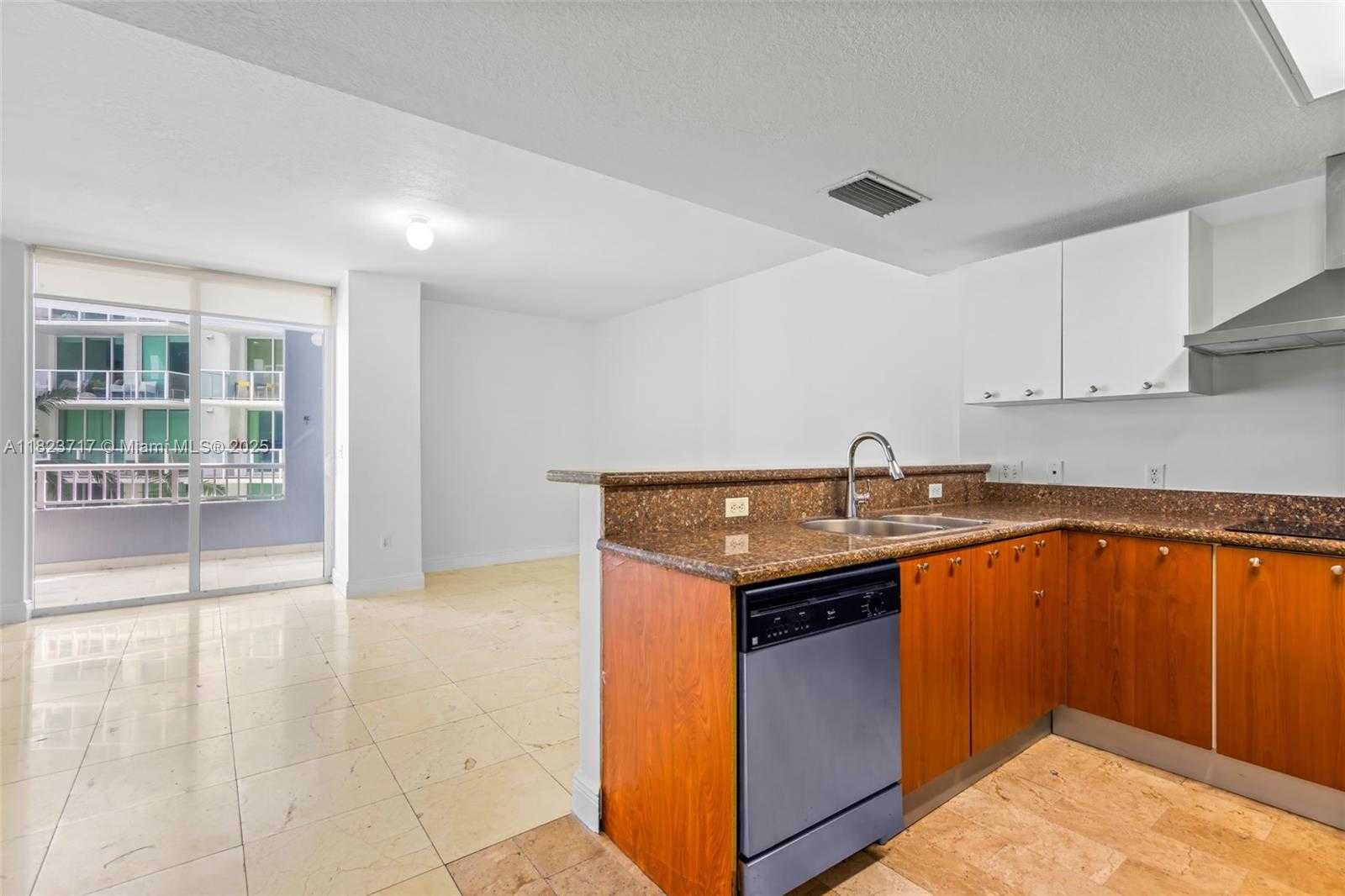 Small Image of 170 SOUTH EAST 14TH ST #1203, Miami Number 6