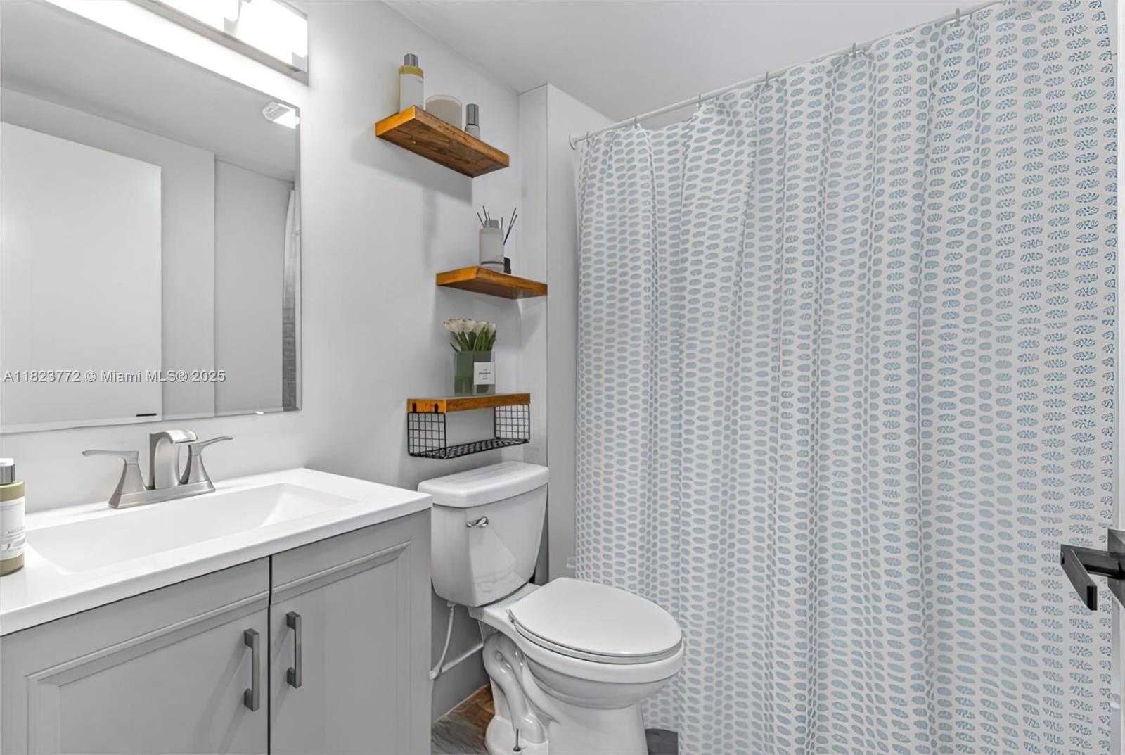 Small Image of 6812 68TH WAY, West Palm Beach Number 16