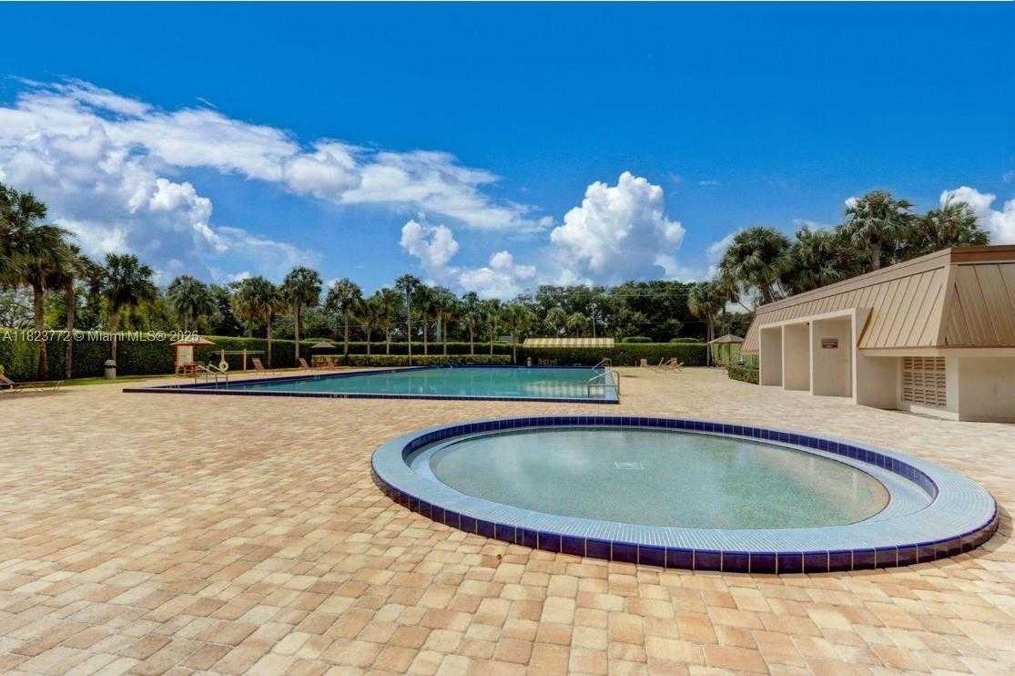 Small Image of 6812 68TH WAY, West Palm Beach Number 23