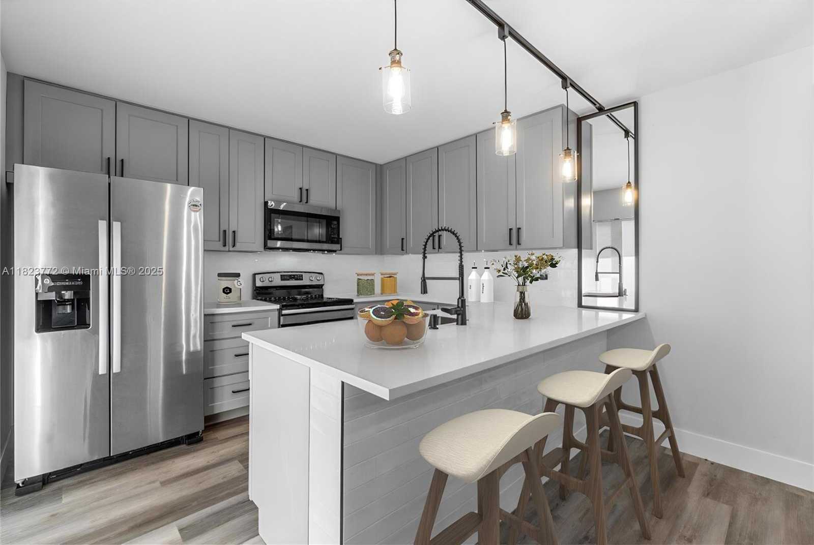 Small Image of 6812 68TH WAY, West Palm Beach Number 4