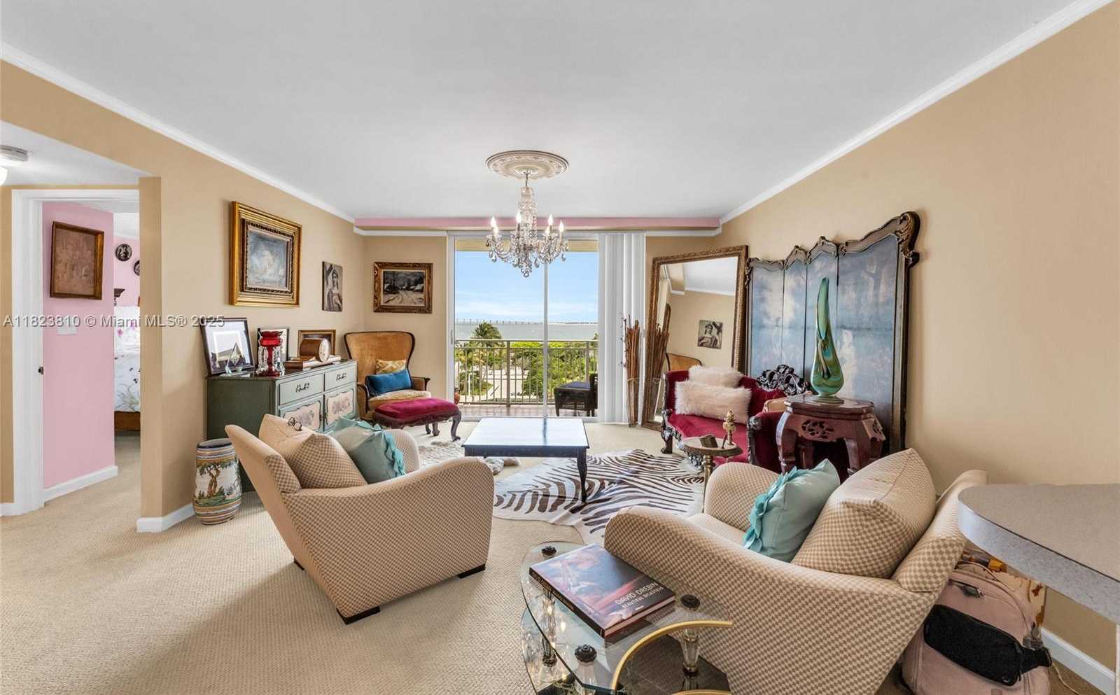 Small Image of 770 CLAUGHTON ISLAND DR #806, Miami Number 4