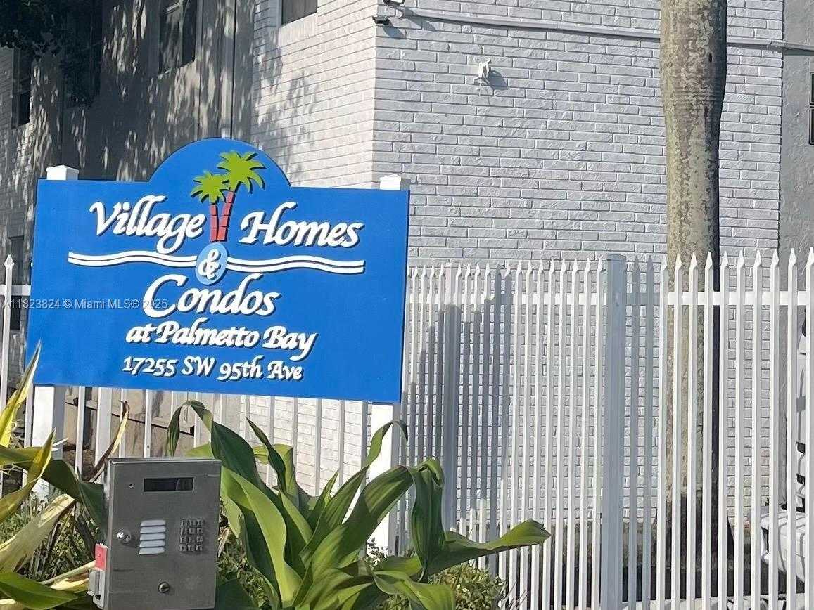 Small Image of 17255 SOUTH WEST 95TH AVE #153, Palmetto Bay Number 3
