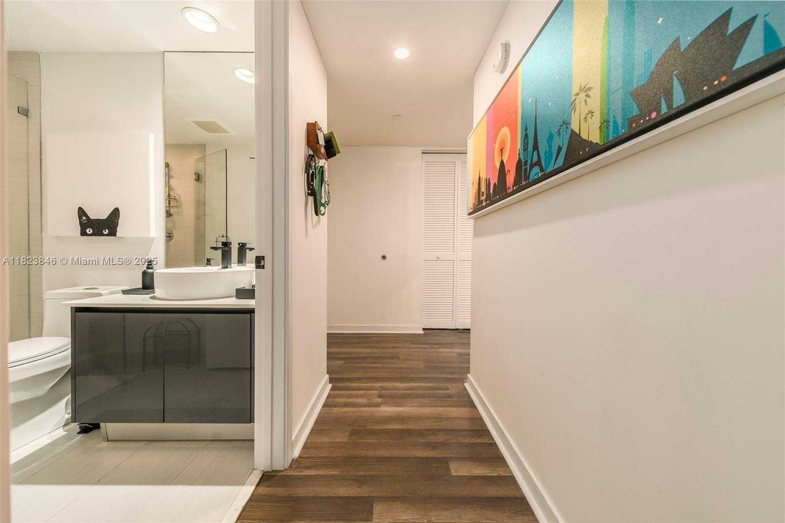 Small Image of 31 SOUTH EAST 6TH ST #408, Miami Number 13