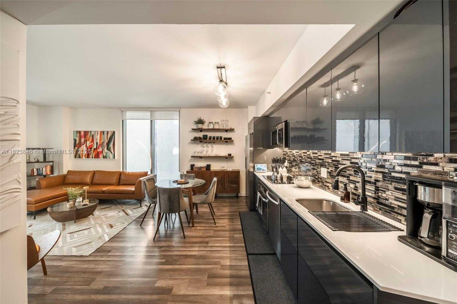 Small Image of 31 SOUTH EAST 6TH ST #408, Miami Number 3