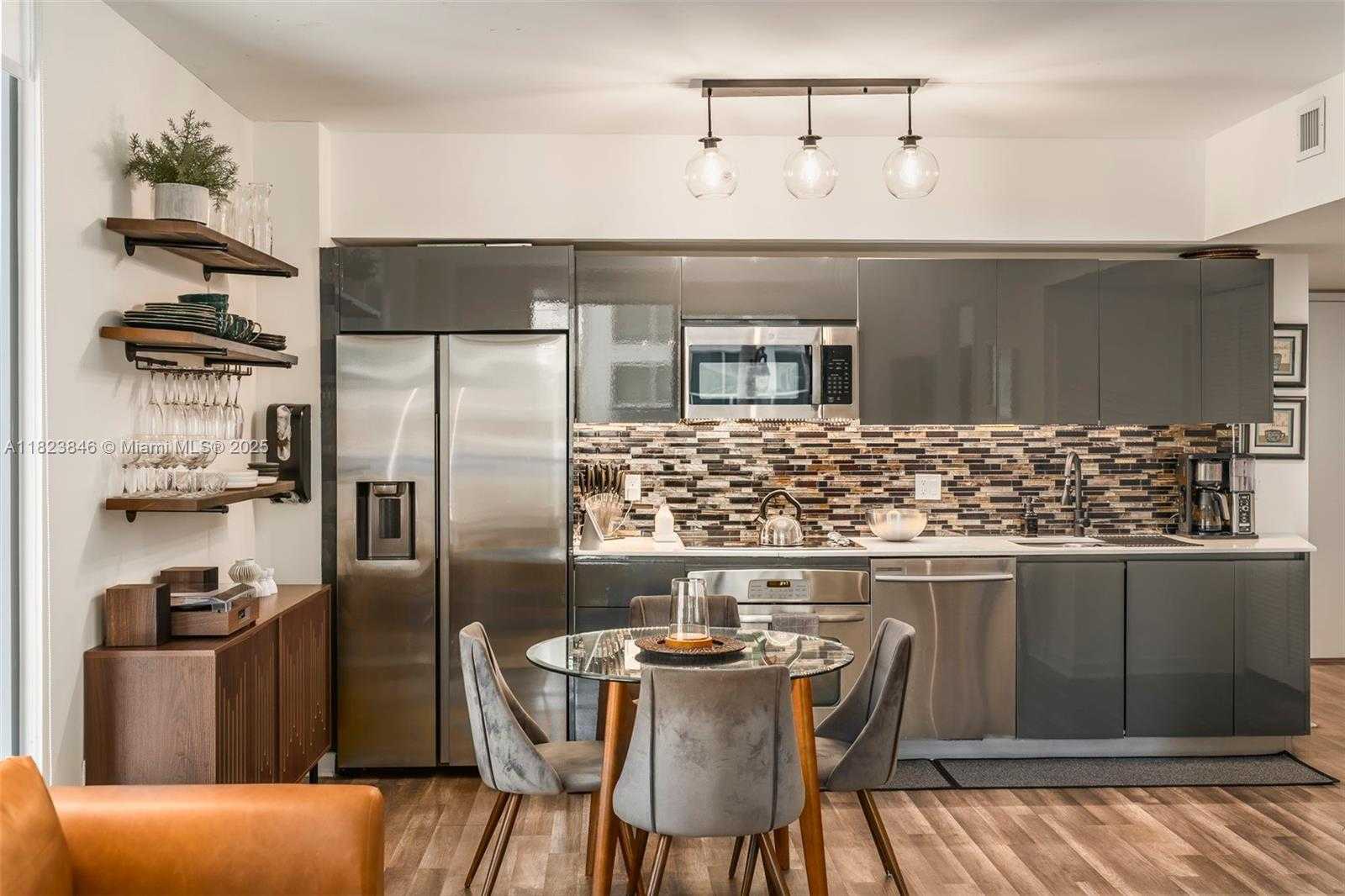 Small Image of 31 SOUTH EAST 6TH ST #408, Miami Number 4