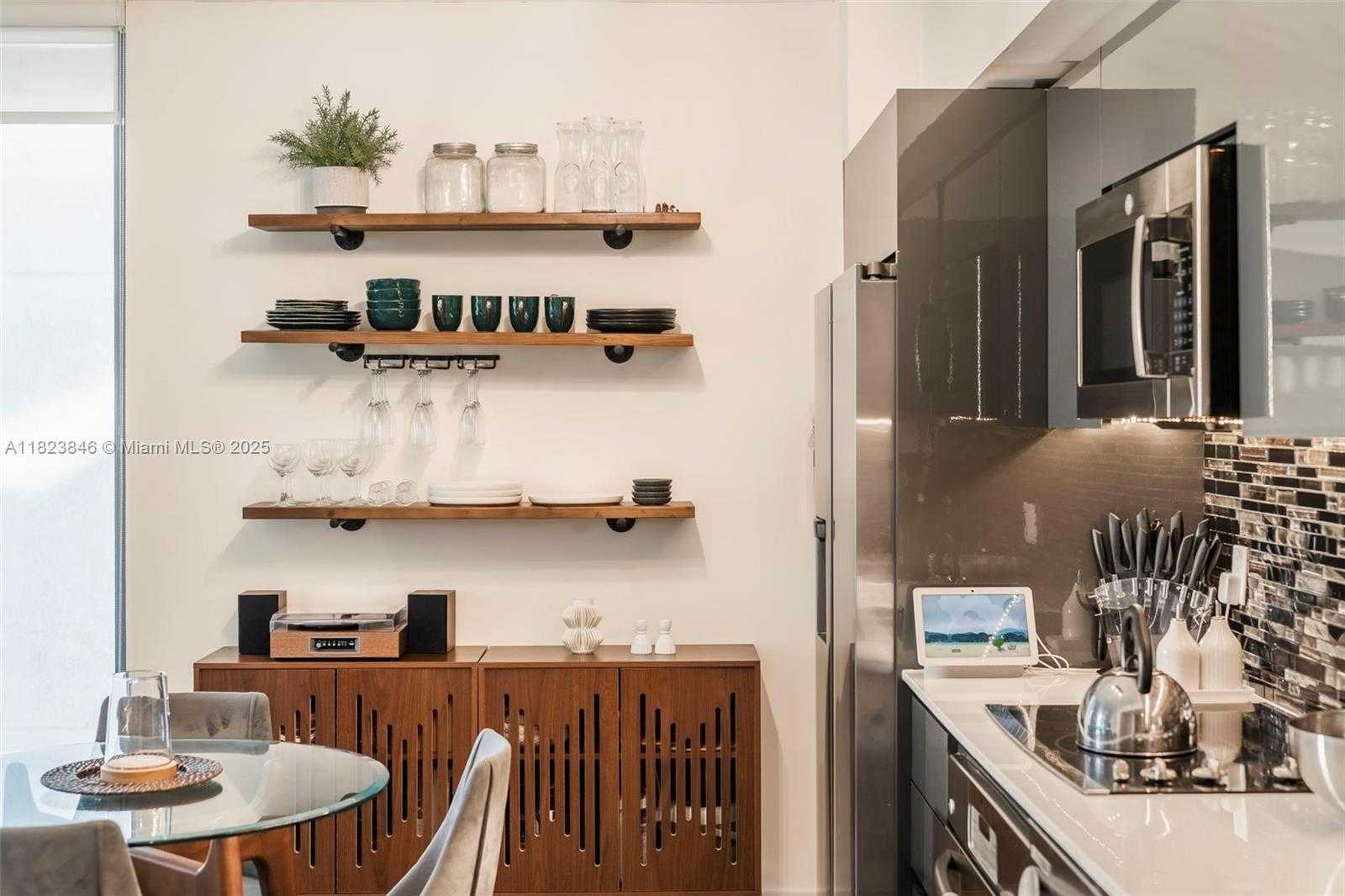 Small Image of 31 SOUTH EAST 6TH ST #408, Miami Number 6