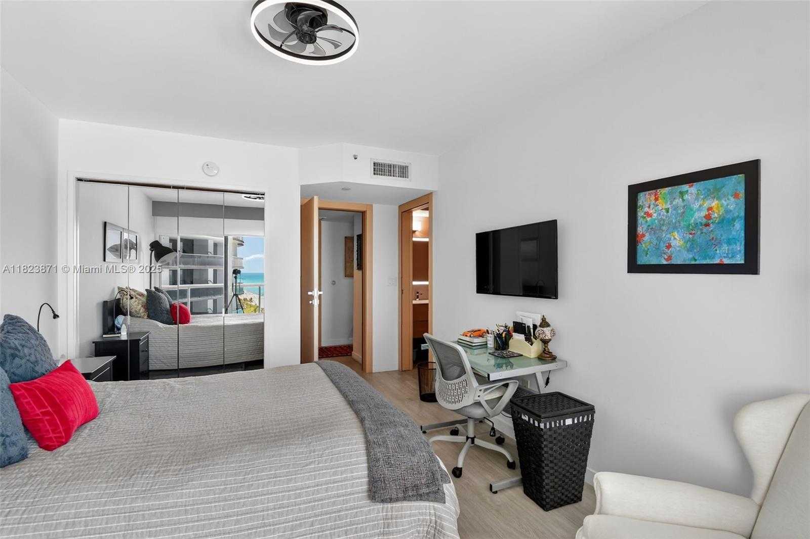 Small Image of 18671 COLLINS AVE #1401, Sunny Isles Beach Number 21