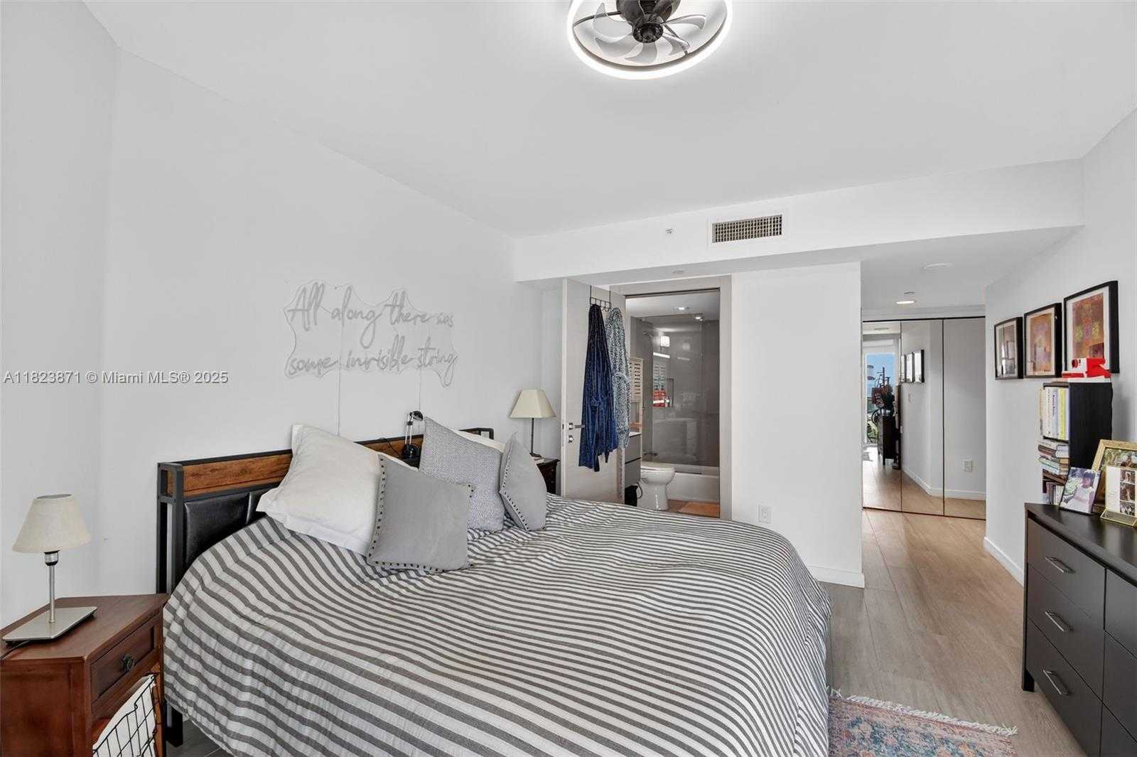 Small Image of 18671 COLLINS AVE #1401, Sunny Isles Beach Number 26