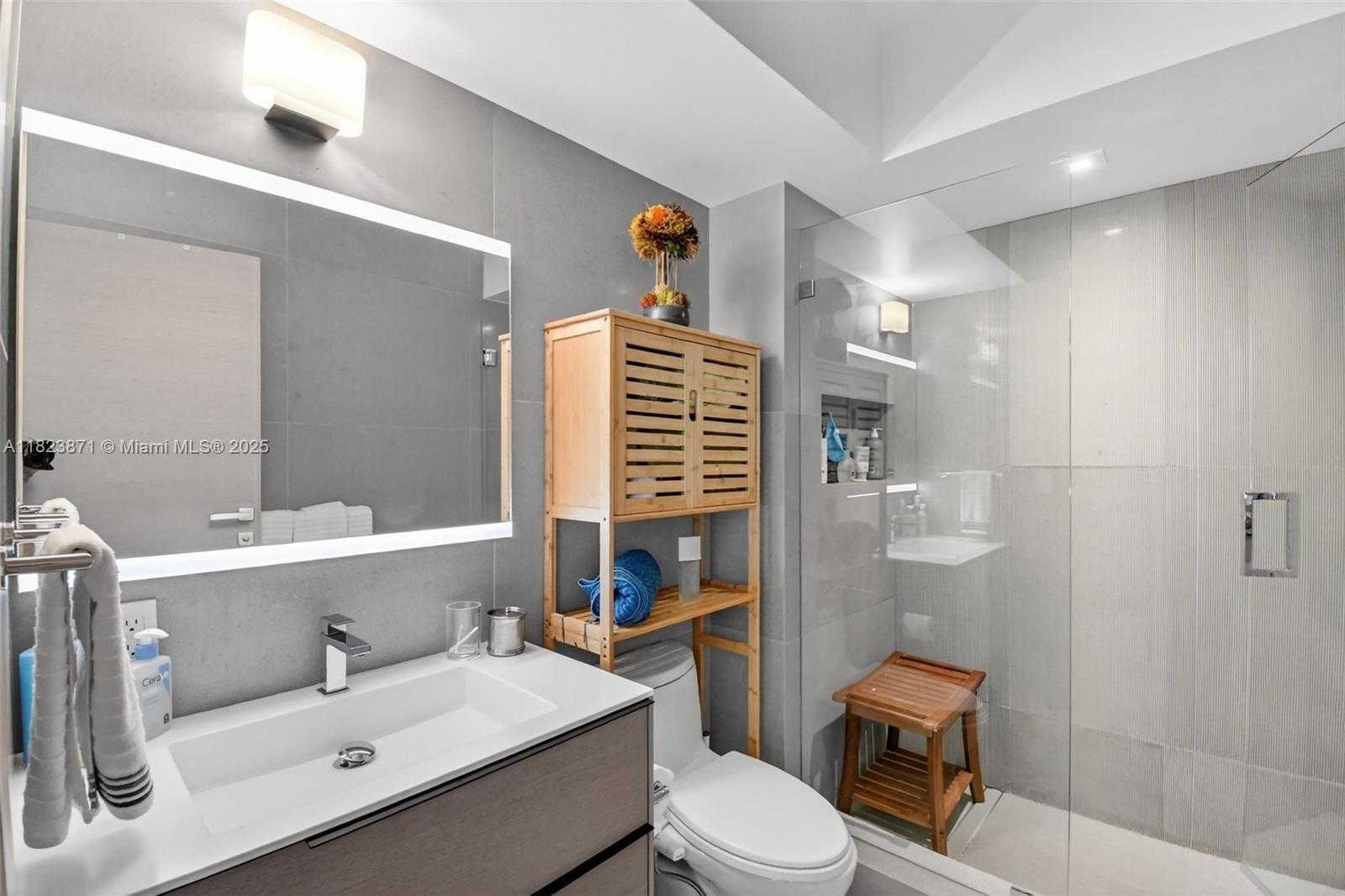 Small Image of 18671 COLLINS AVE #1401, Sunny Isles Beach Number 28