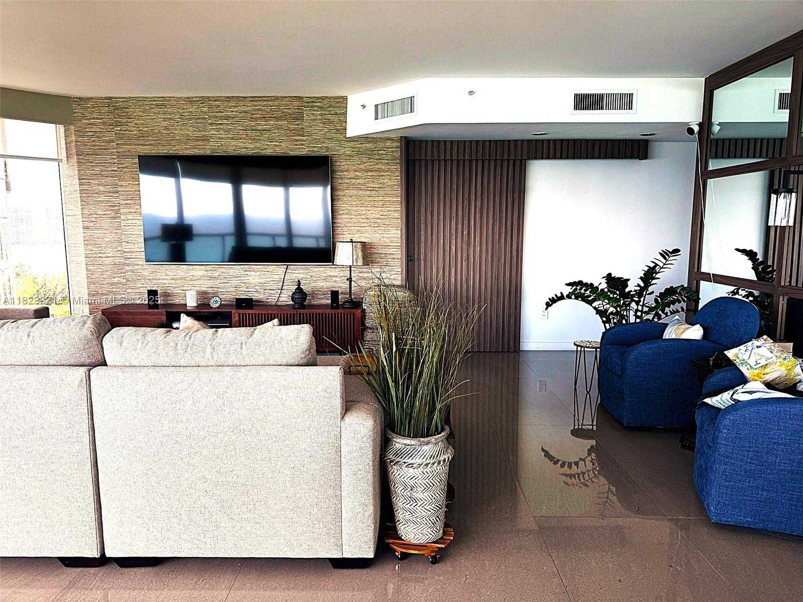 Small Image of 18671 COLLINS AVE #1401, Sunny Isles Beach Number 7