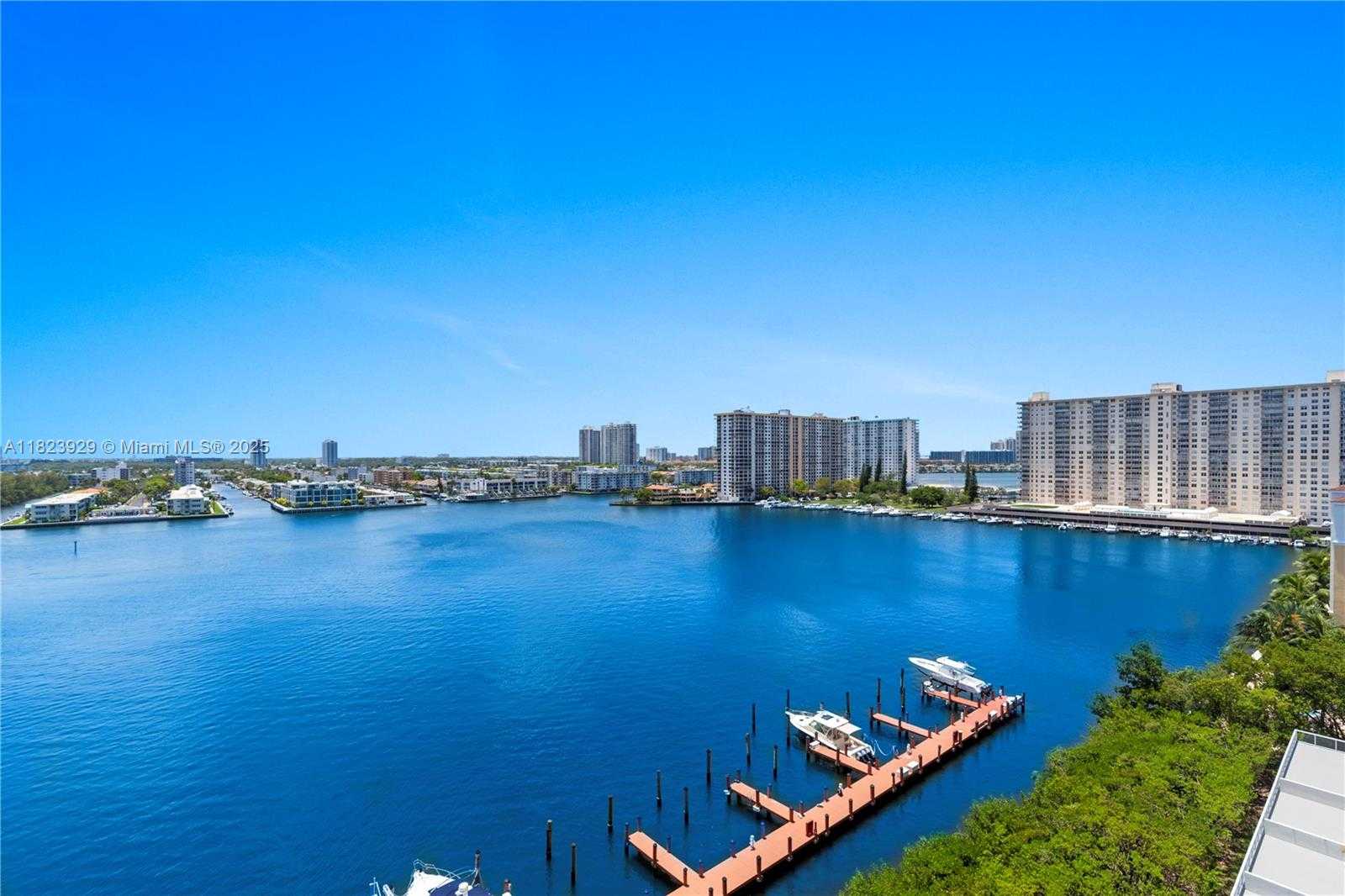 Small Image of 17050 NORTH BAY RD #PH1201, Sunny Isles Beach Number 3