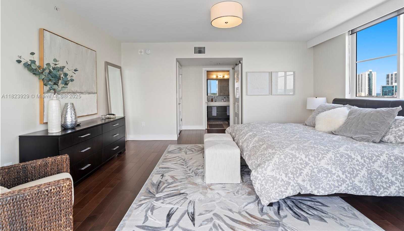 Small Image of 17050 NORTH BAY RD #PH1201, Sunny Isles Beach Number 44