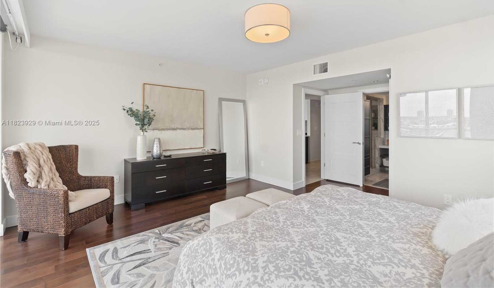 Small Image of 17050 NORTH BAY RD #PH1201, Sunny Isles Beach Number 46