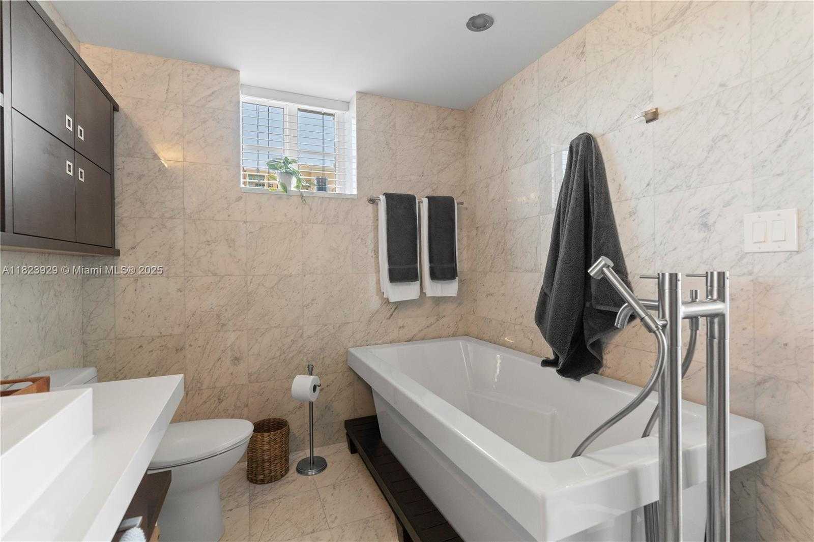 Small Image of 17050 NORTH BAY RD #PH1201, Sunny Isles Beach Number 49