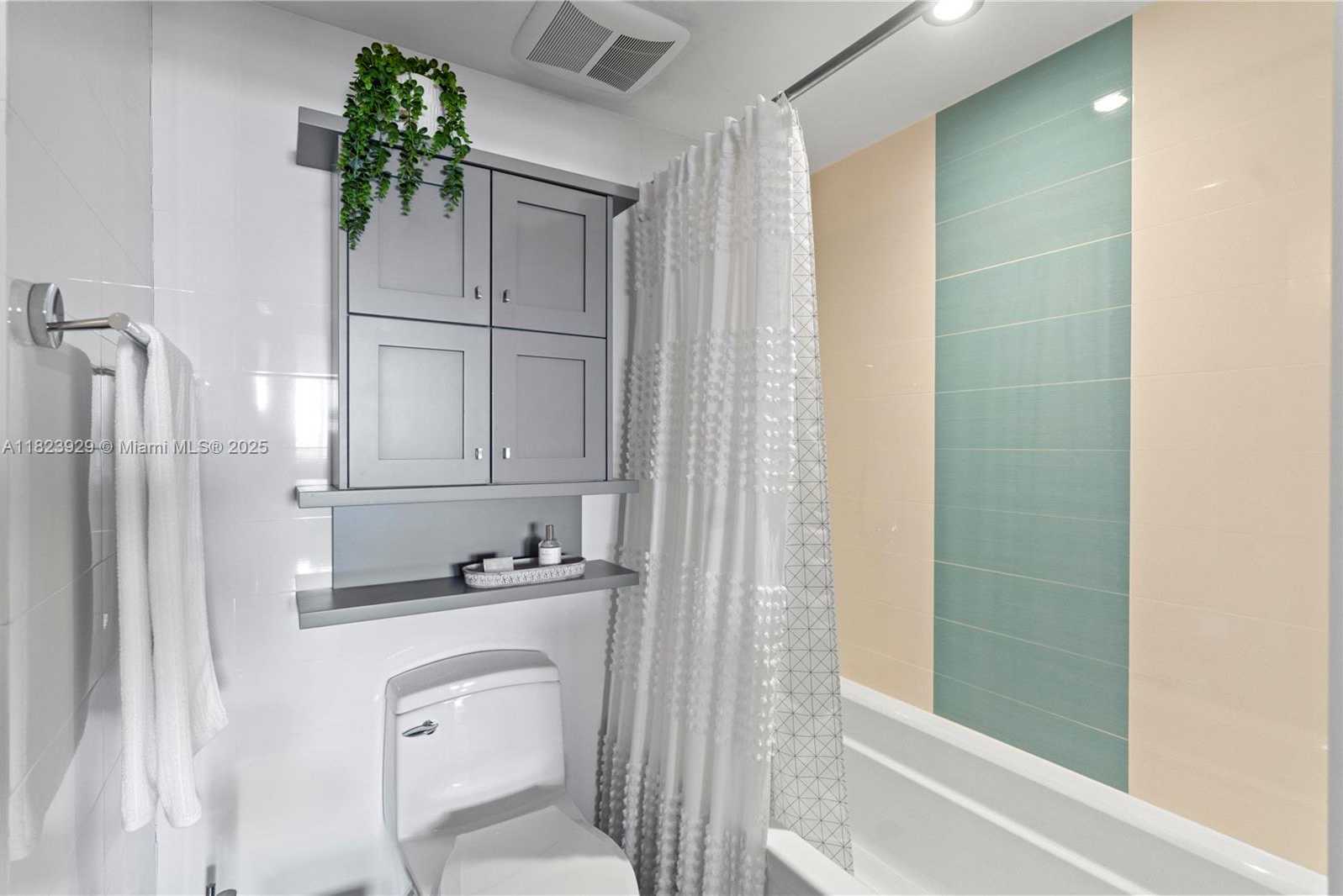 Small Image of 17050 NORTH BAY RD #PH1201, Sunny Isles Beach Number 62