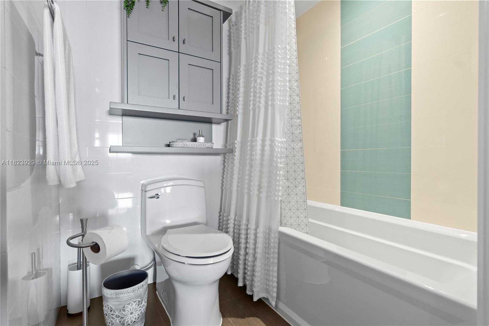 Small Image of 17050 NORTH BAY RD #PH1201, Sunny Isles Beach Number 63
