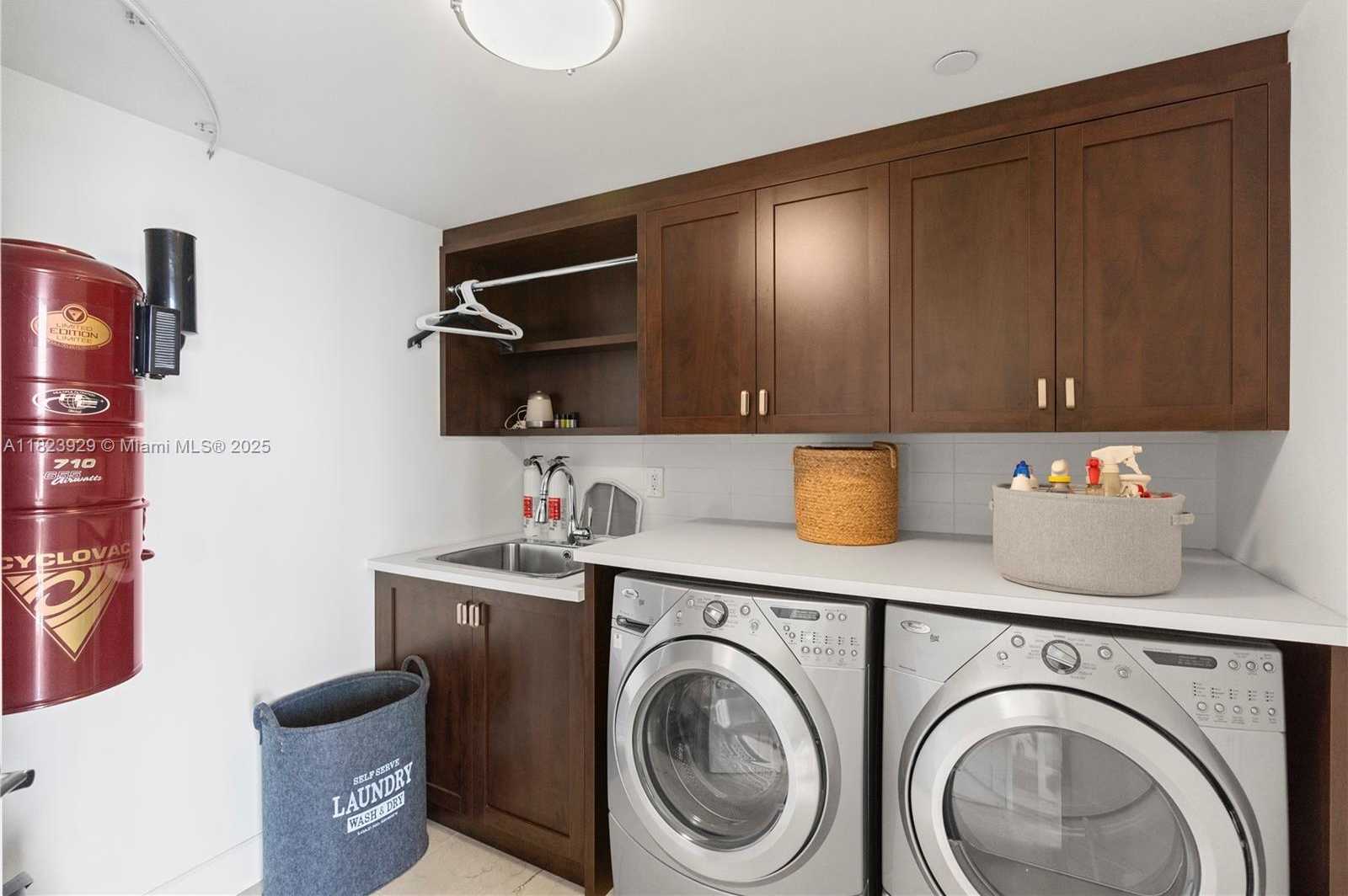Small Image of 17050 NORTH BAY RD #PH1201, Sunny Isles Beach Number 65