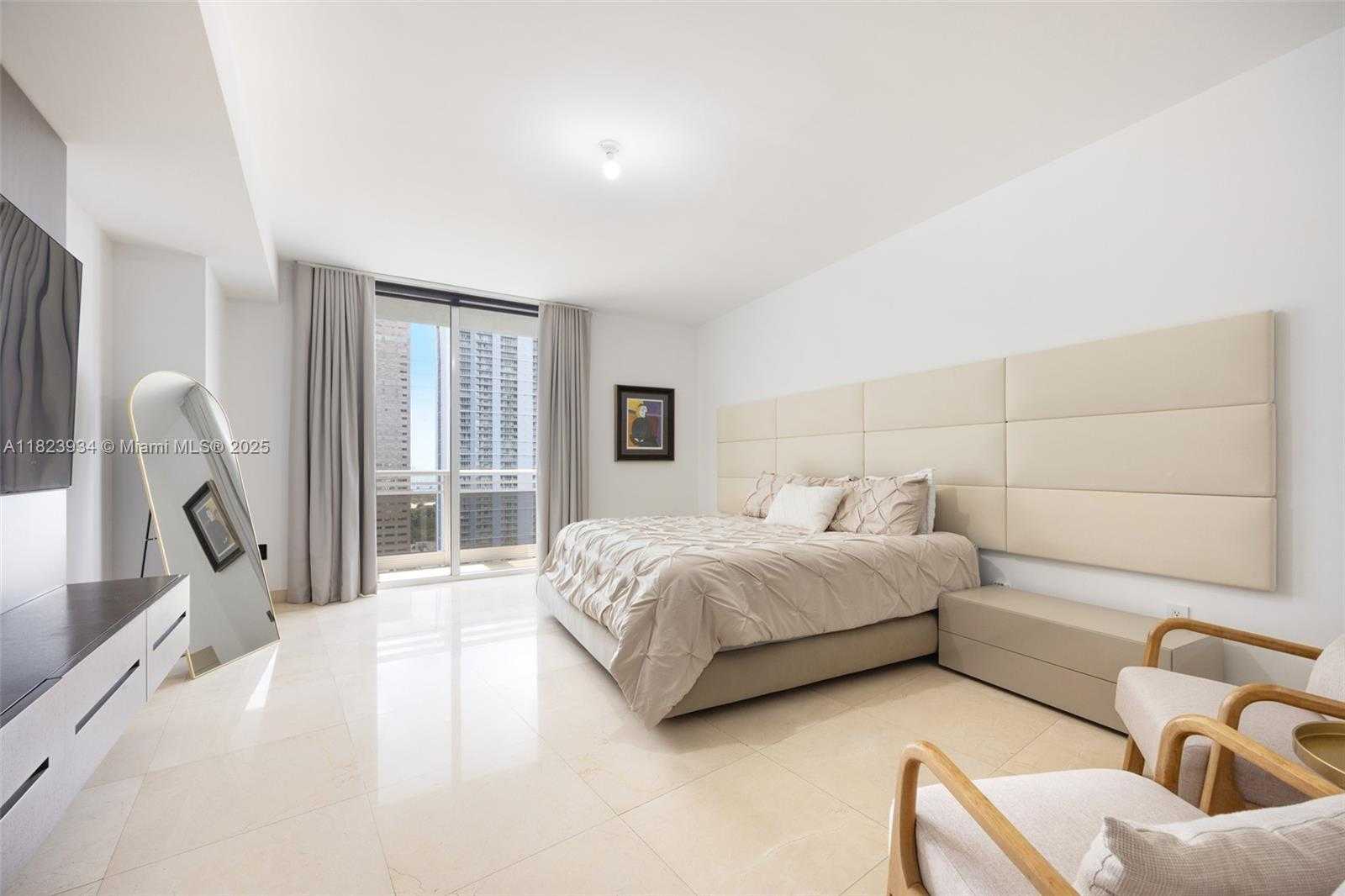 Small Image of 901 BRICKELL KEY BLVD #2506, Miami Number 15