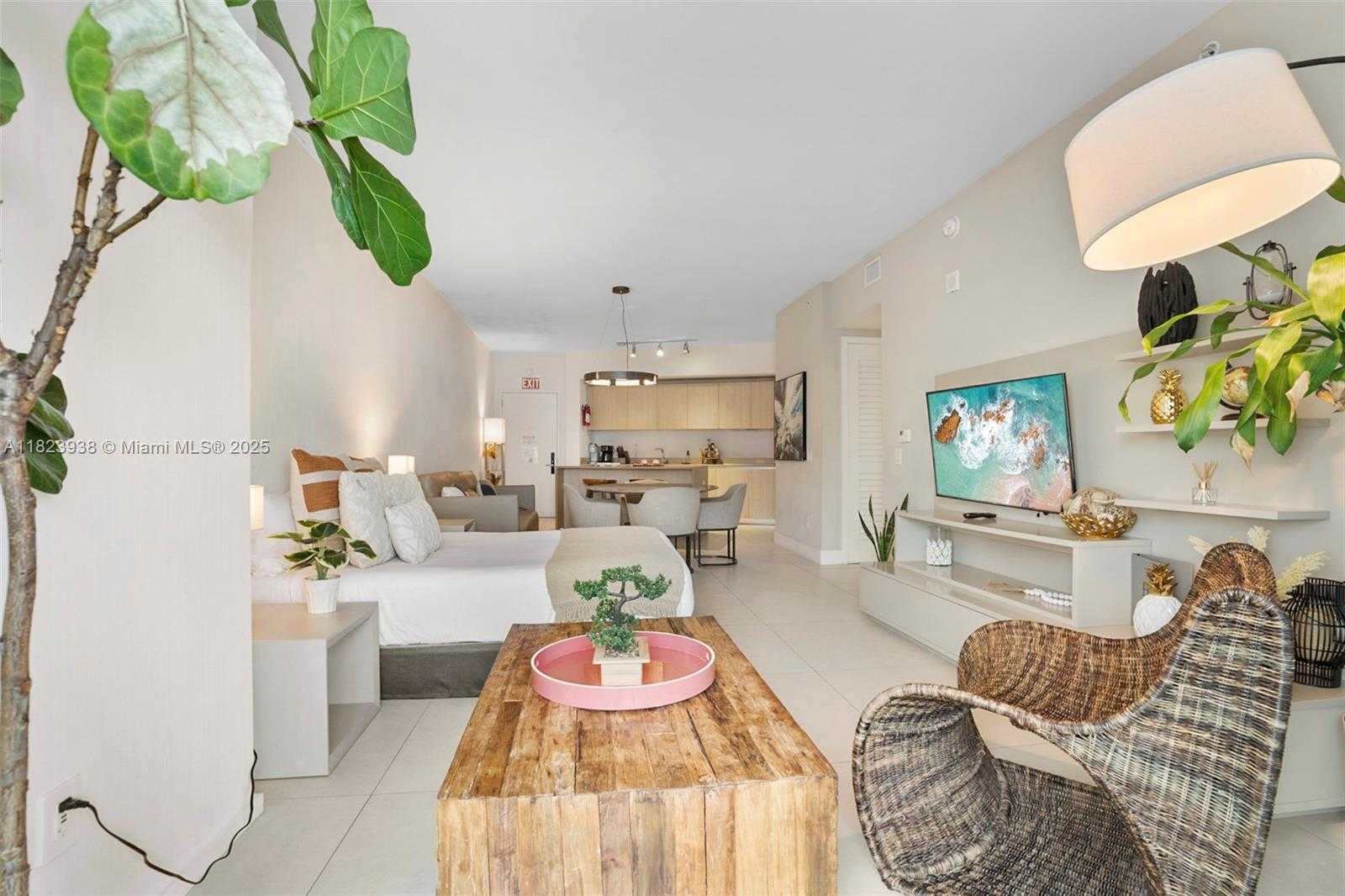 Small Image of 4111 SOUTH OCEAN DR #3709, Hollywood Number 11
