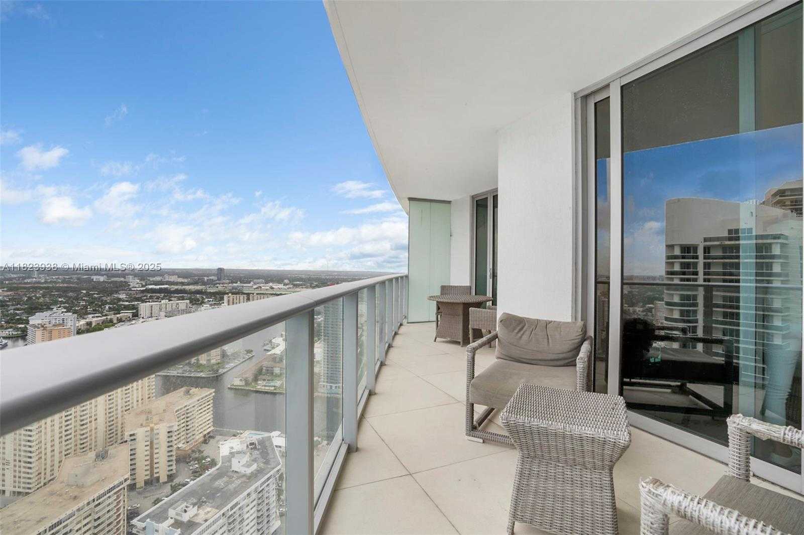 Small Image of 4111 SOUTH OCEAN DR #3709, Hollywood Number 12