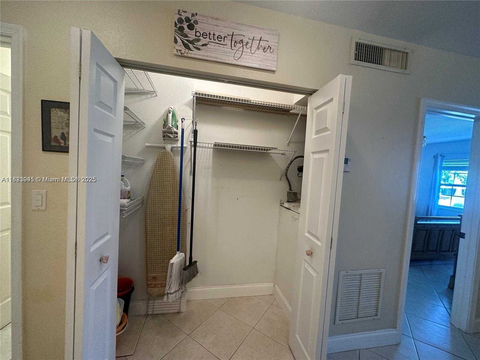 Small Image of 1520 MCKINLEY ST #103E, Hollywood Number 16