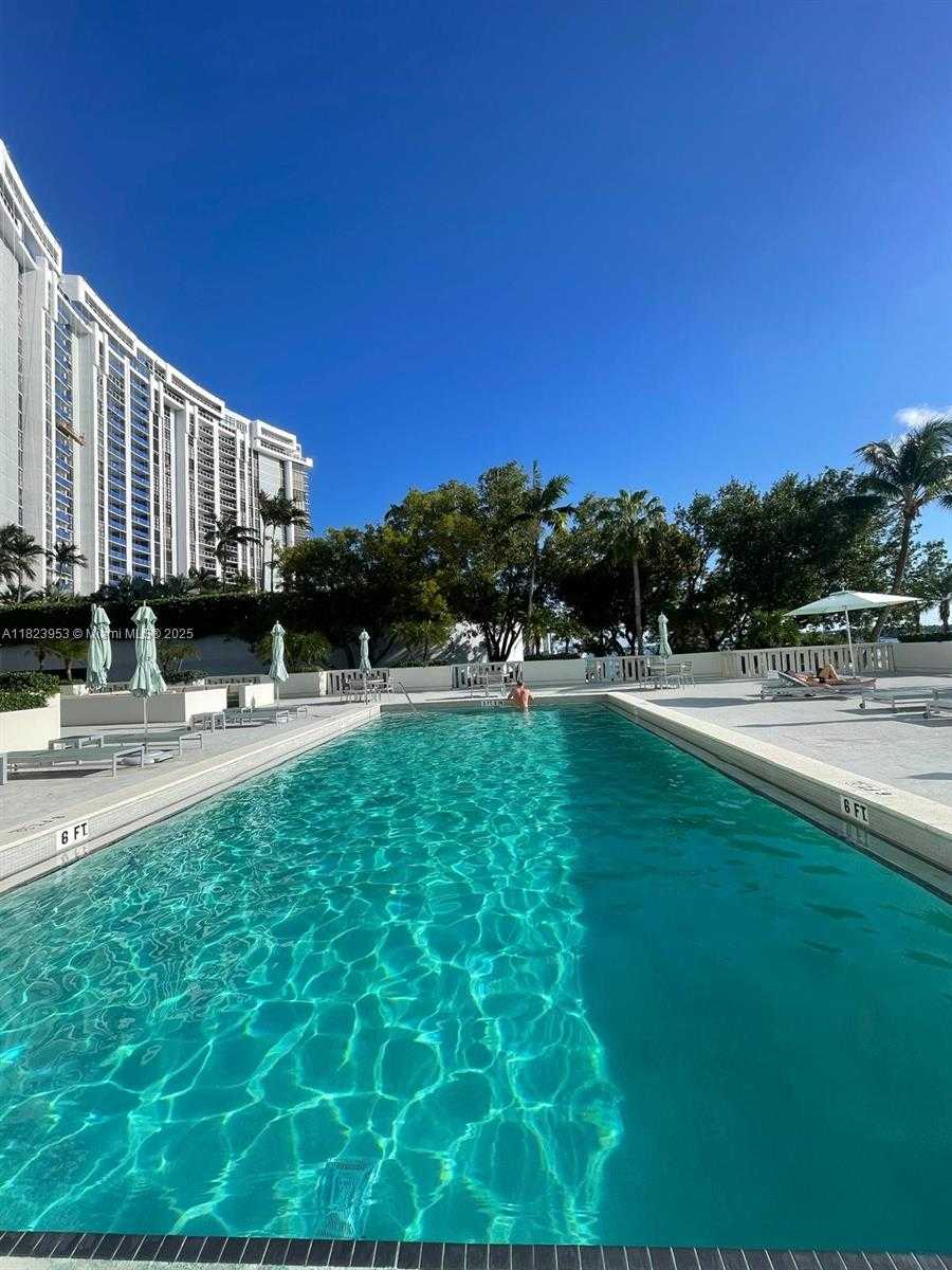 Small Image of 5 ISLAND AVE #5G, Miami Beach Number 5