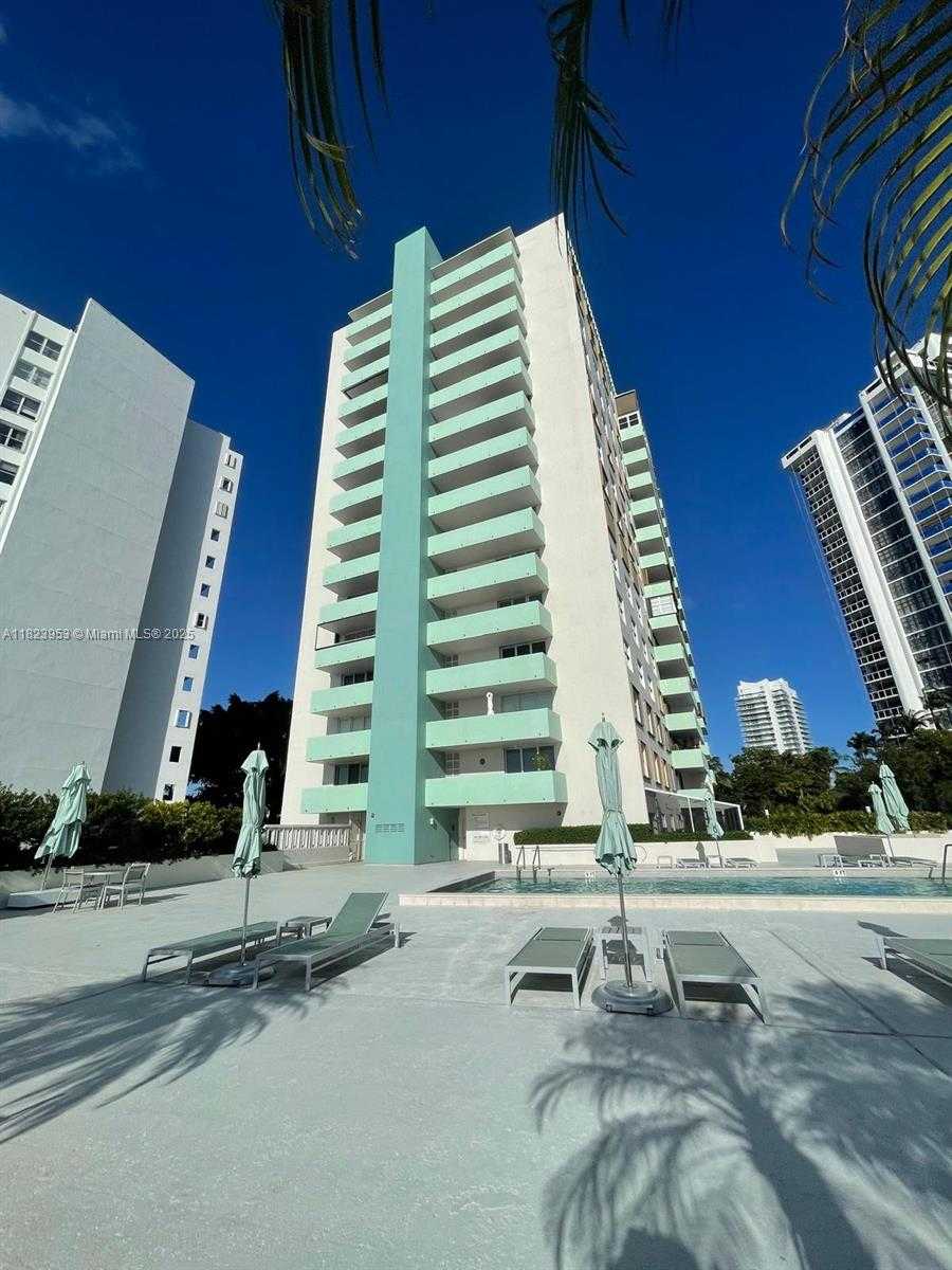Small Image of 5 ISLAND AVE #5G, Miami Beach Number 6