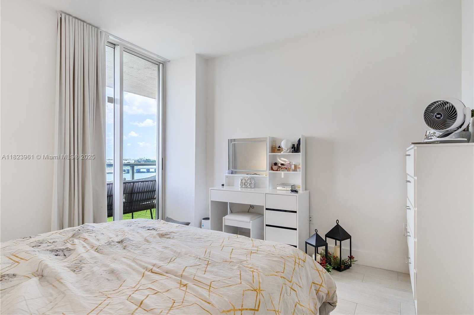 Small Image of 5085 NORTH WEST 7TH ST #802, Miami Number 11