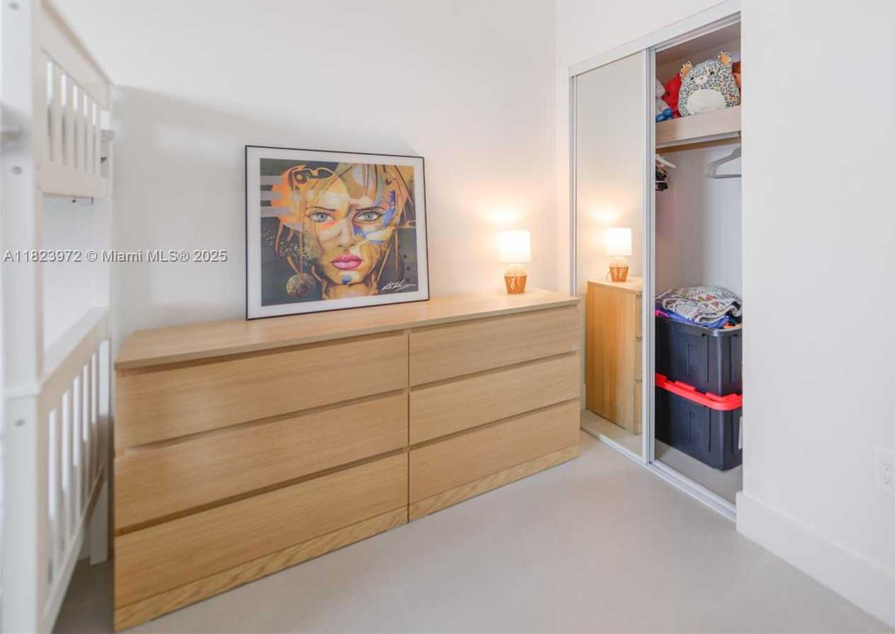 Small Image of 1965 SOUTH OCEAN DR #6F, Hallandale Beach Number 19