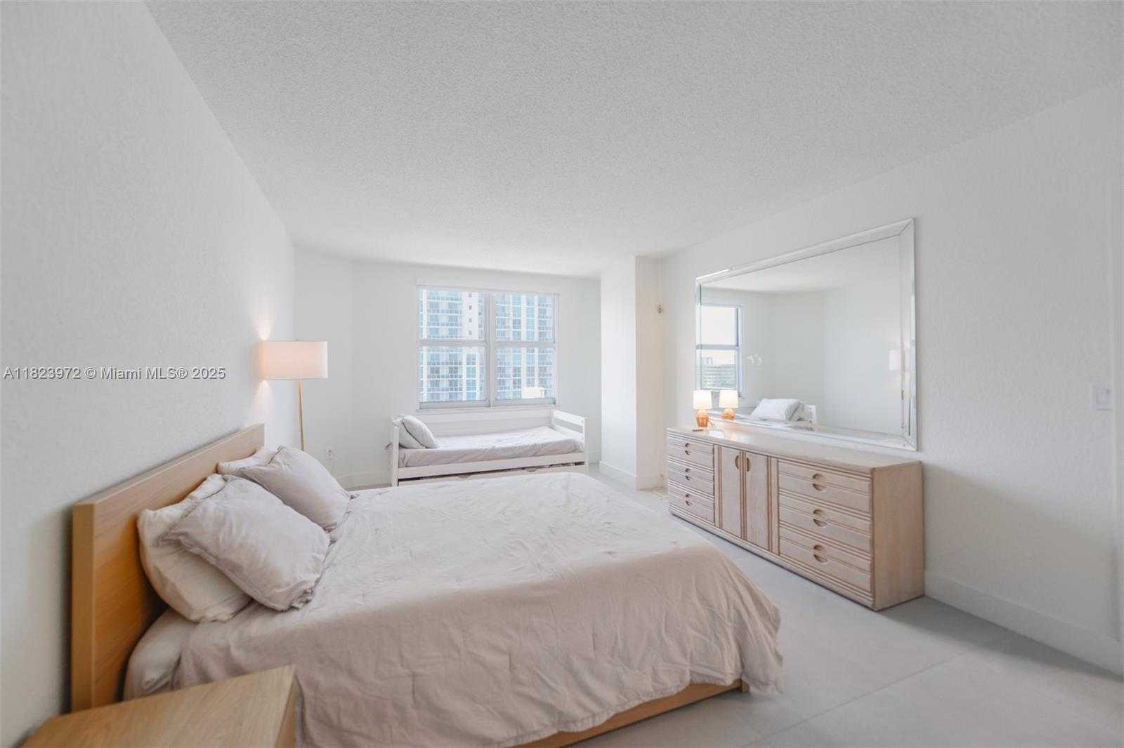 Small Image of 1965 SOUTH OCEAN DR #6F, Hallandale Beach Number 25