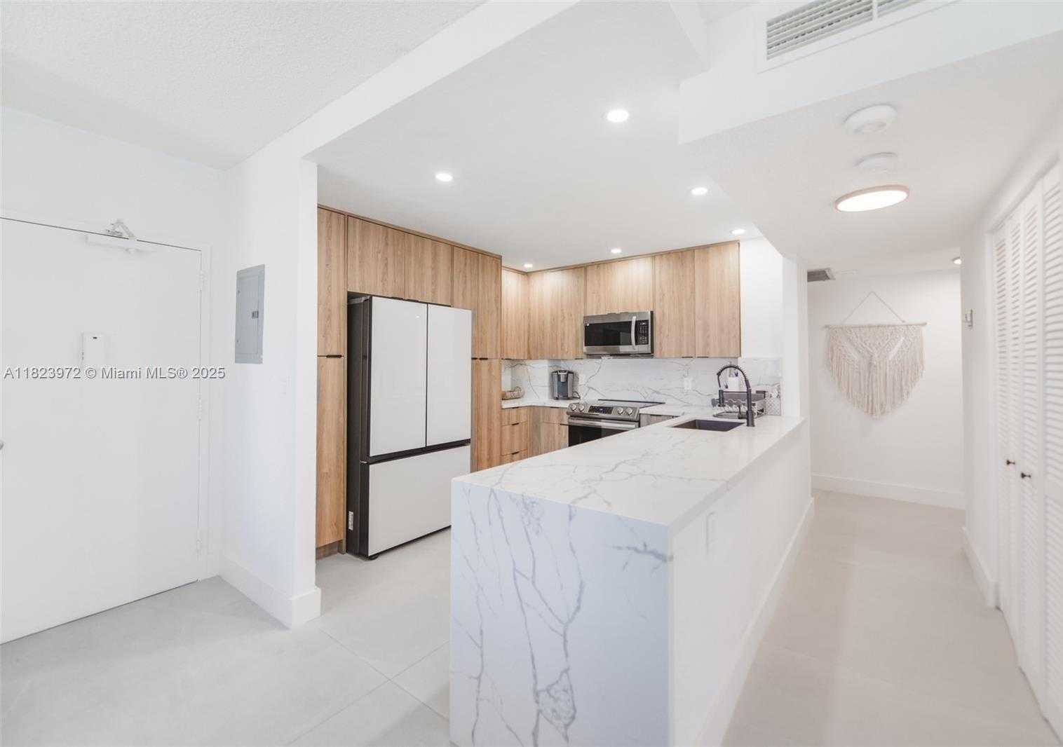 Small Image of 1965 SOUTH OCEAN DR #6F, Hallandale Beach Number 7