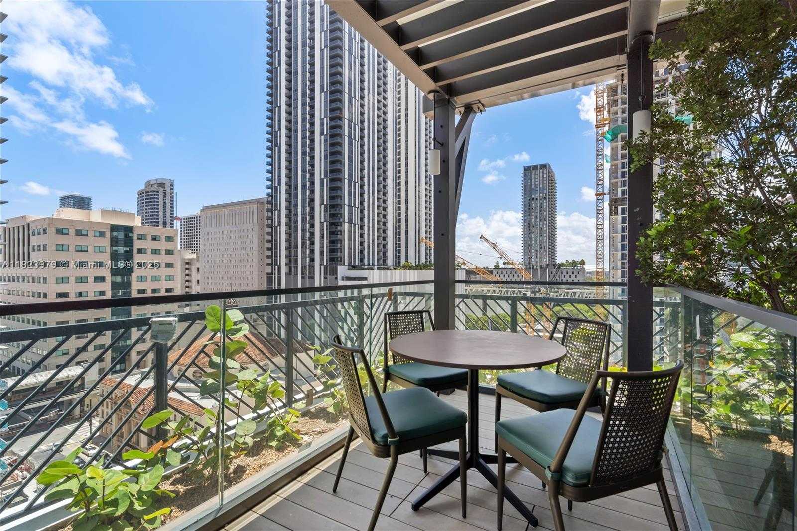 Small Image of 601 NORTH EAST 1ST AVE #2703, Miami Number 37