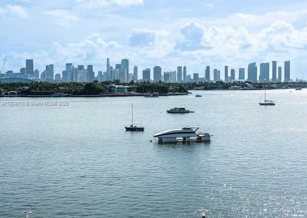 Small Image of 1100 WEST AVE #510, Miami Beach Number 11