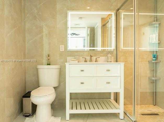 Small Image of 1100 WEST AVE #510, Miami Beach Number 9