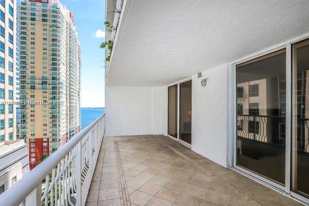 Small Image of 1200 BRICKELL BAY DR #1518, Miami Number 11