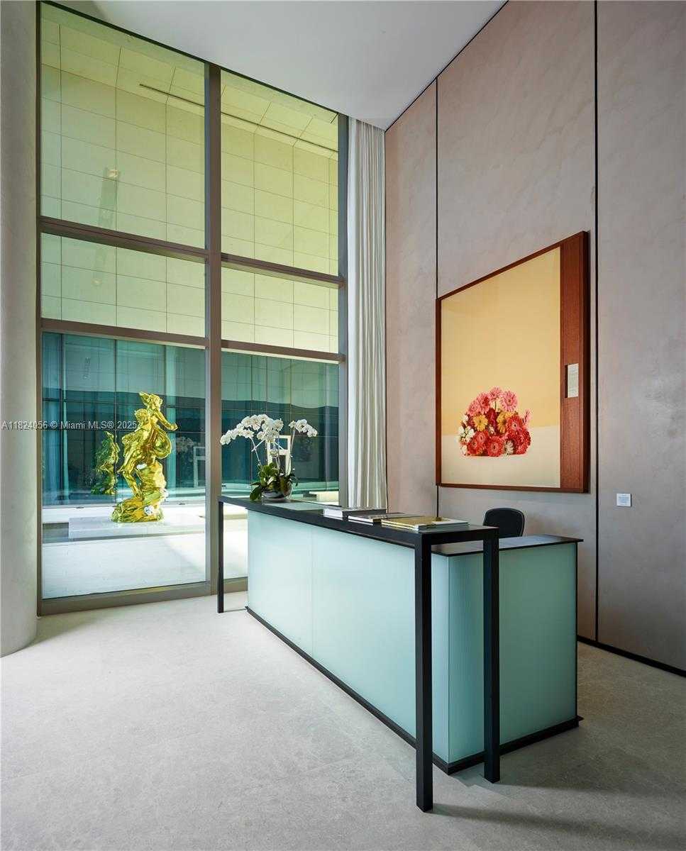 Small Image of 10203 COLLINS #301, Bal Harbour Number 31