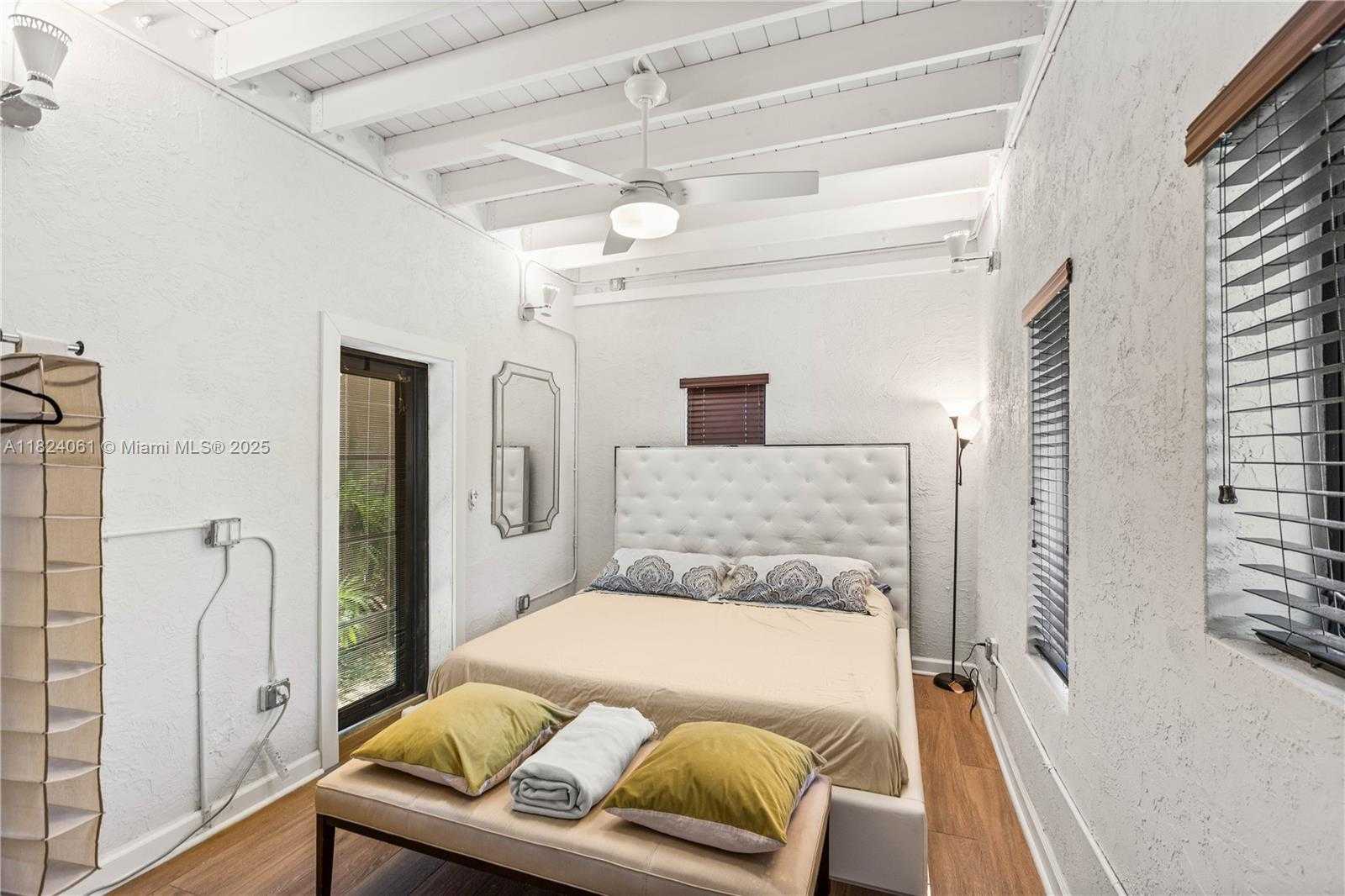 Small Image of 1301 MILAN AVE #5, Coral Gables Number 12