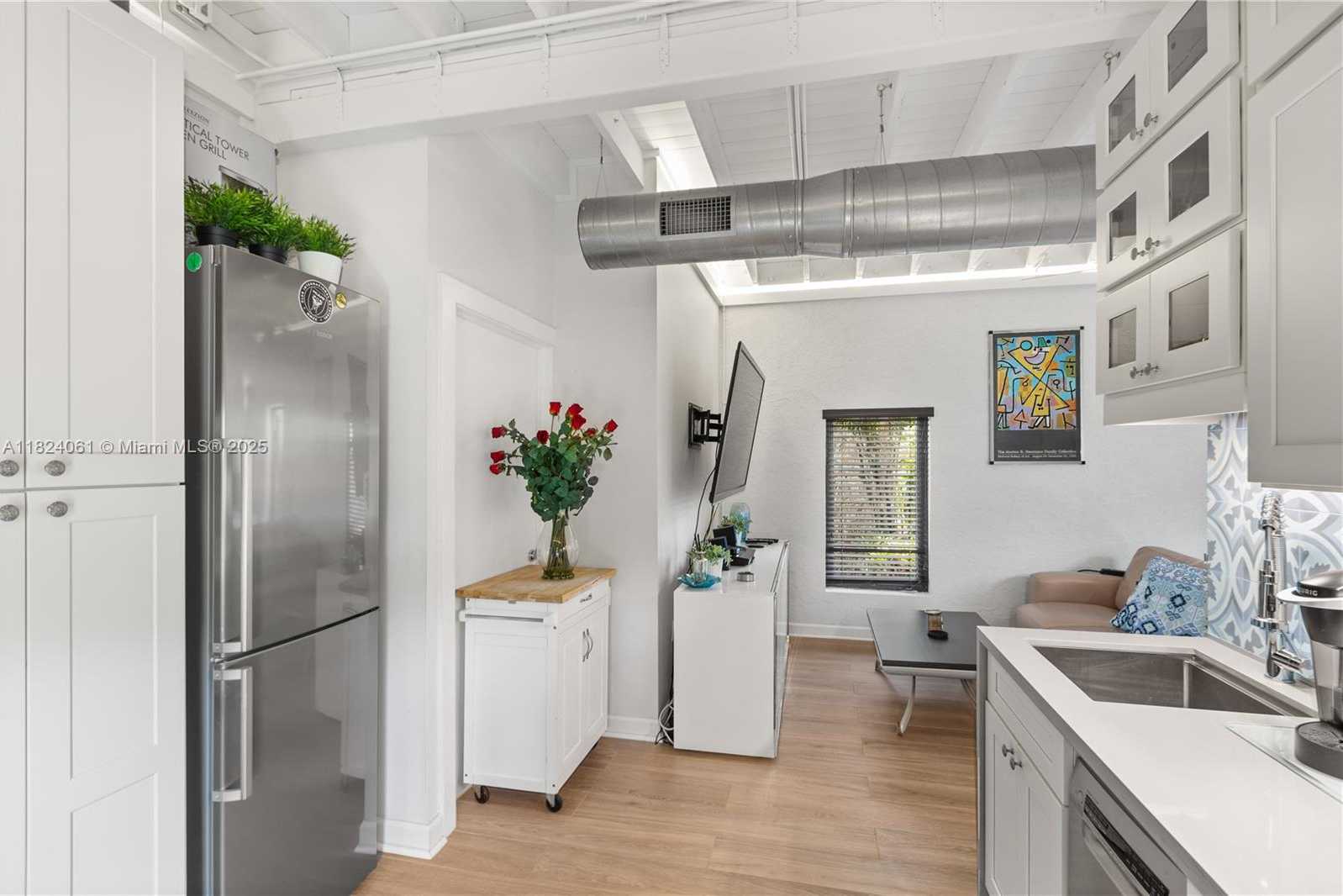 Small Image of 1301 MILAN AVE #5, Coral Gables Number 2