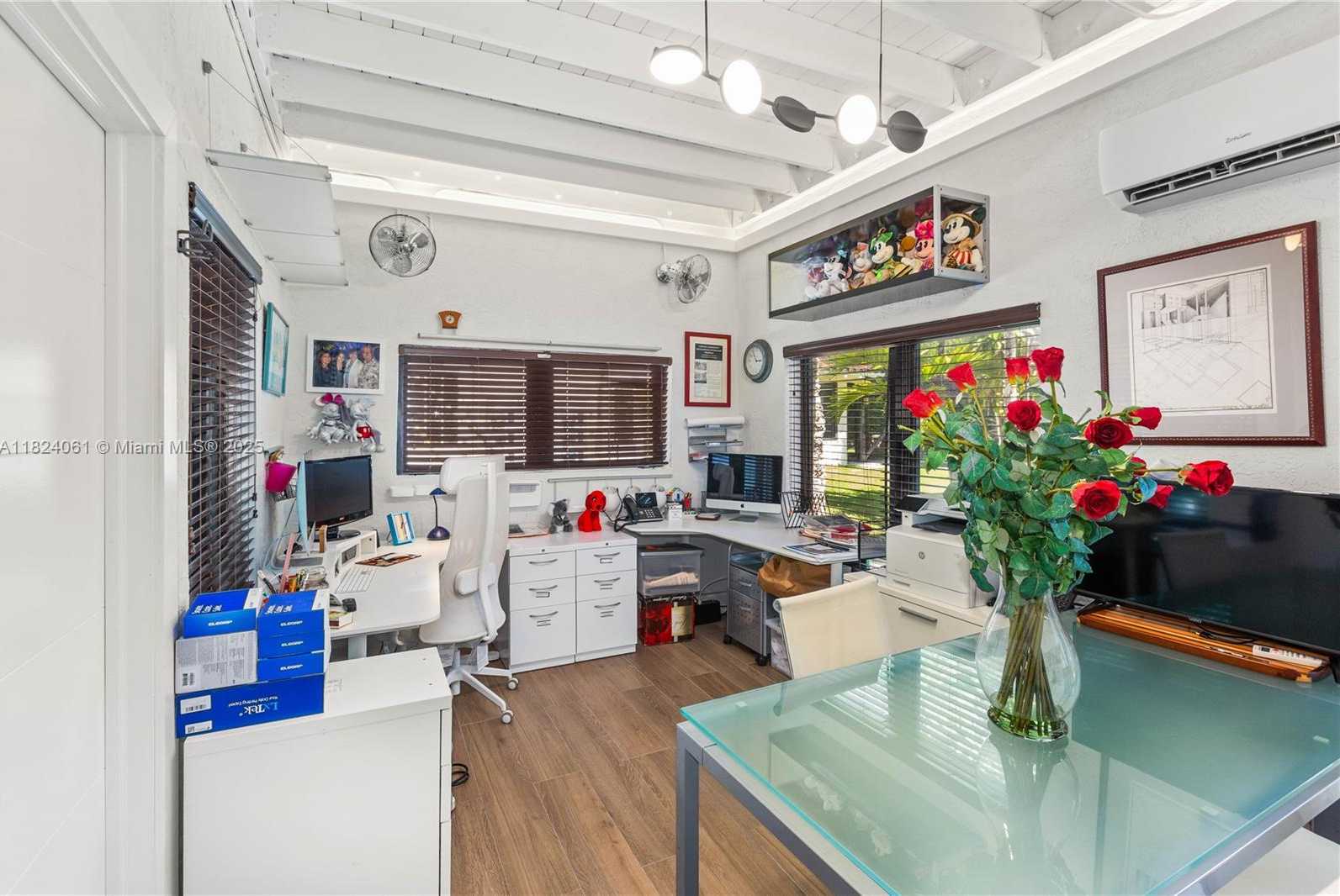 Small Image of 1301 MILAN AVE #5, Coral Gables Number 5