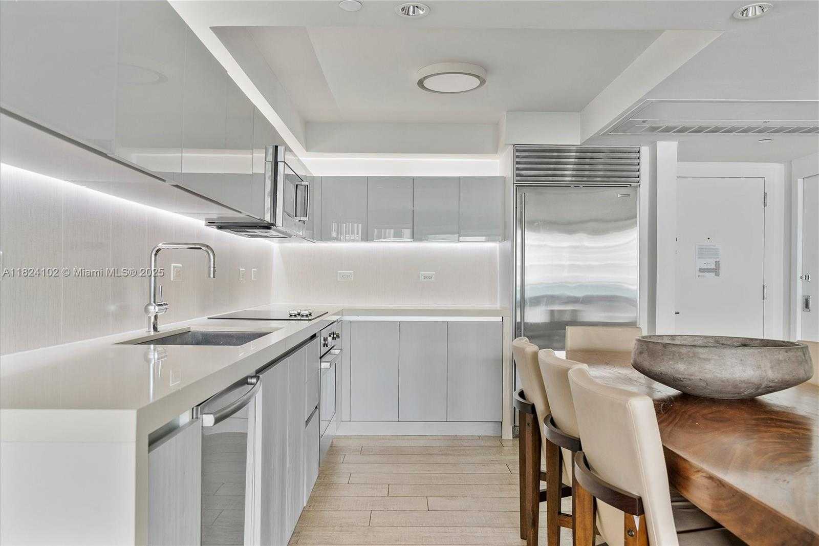 Small Image of 102 24TH ST #1415, Miami Beach Number 15