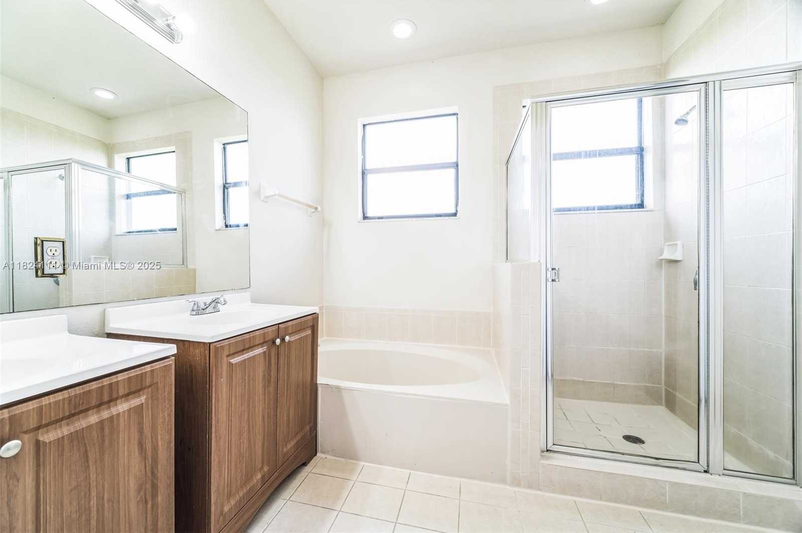 Small Image of 8878 SOUTH WEST 229TH ST, Cutler Bay Number 10