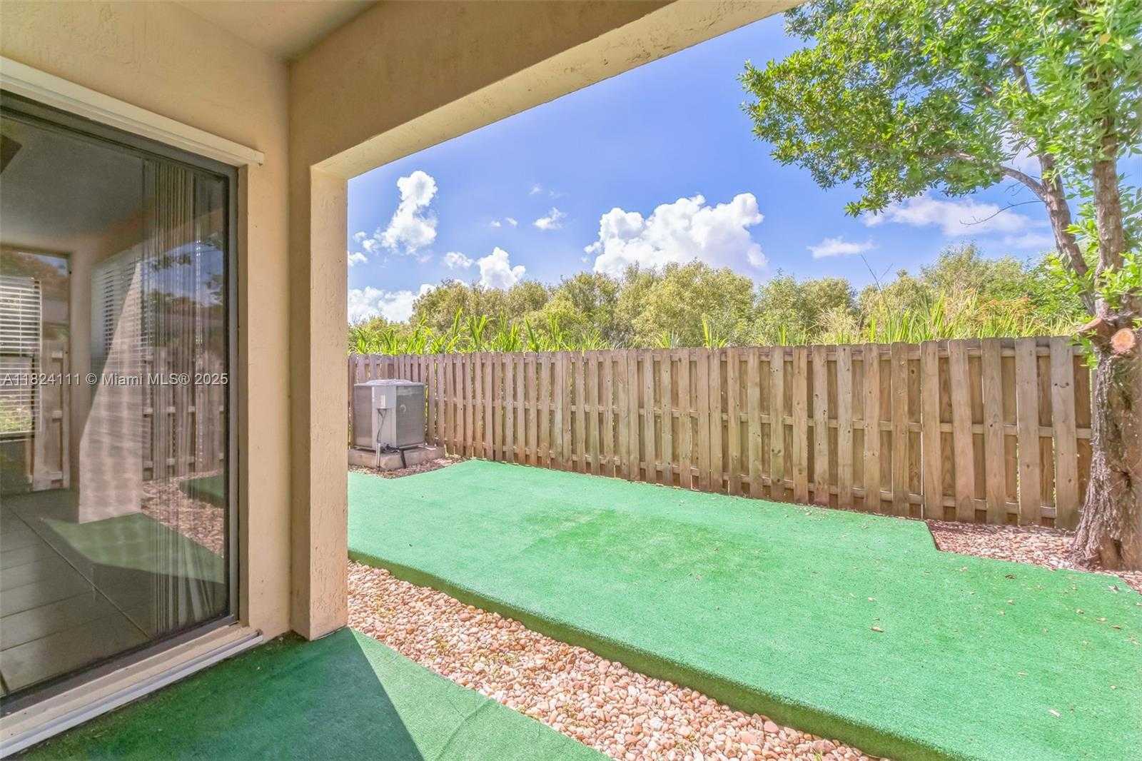 Small Image of 8878 SOUTH WEST 229TH ST, Cutler Bay Number 24