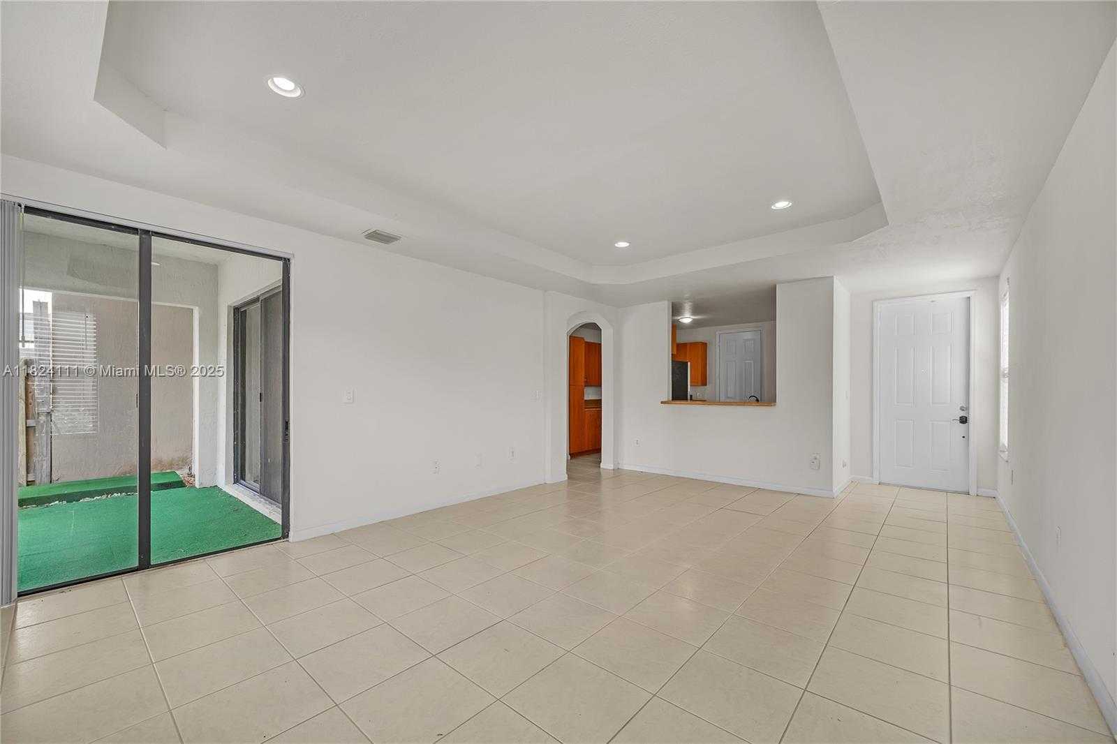 Small Image of 8878 SOUTH WEST 229TH ST, Cutler Bay Number 3