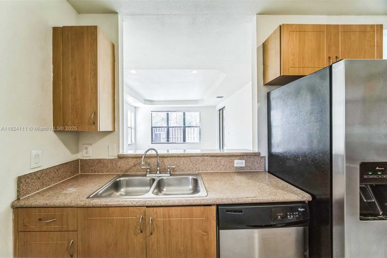Small Image of 8878 SOUTH WEST 229TH ST, Cutler Bay Number 7