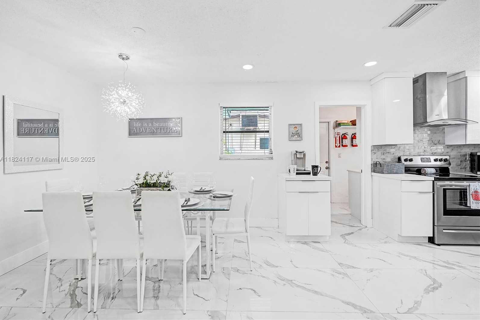 Small Image of 2338 FILLMORE ST #2A, Hollywood Number 11