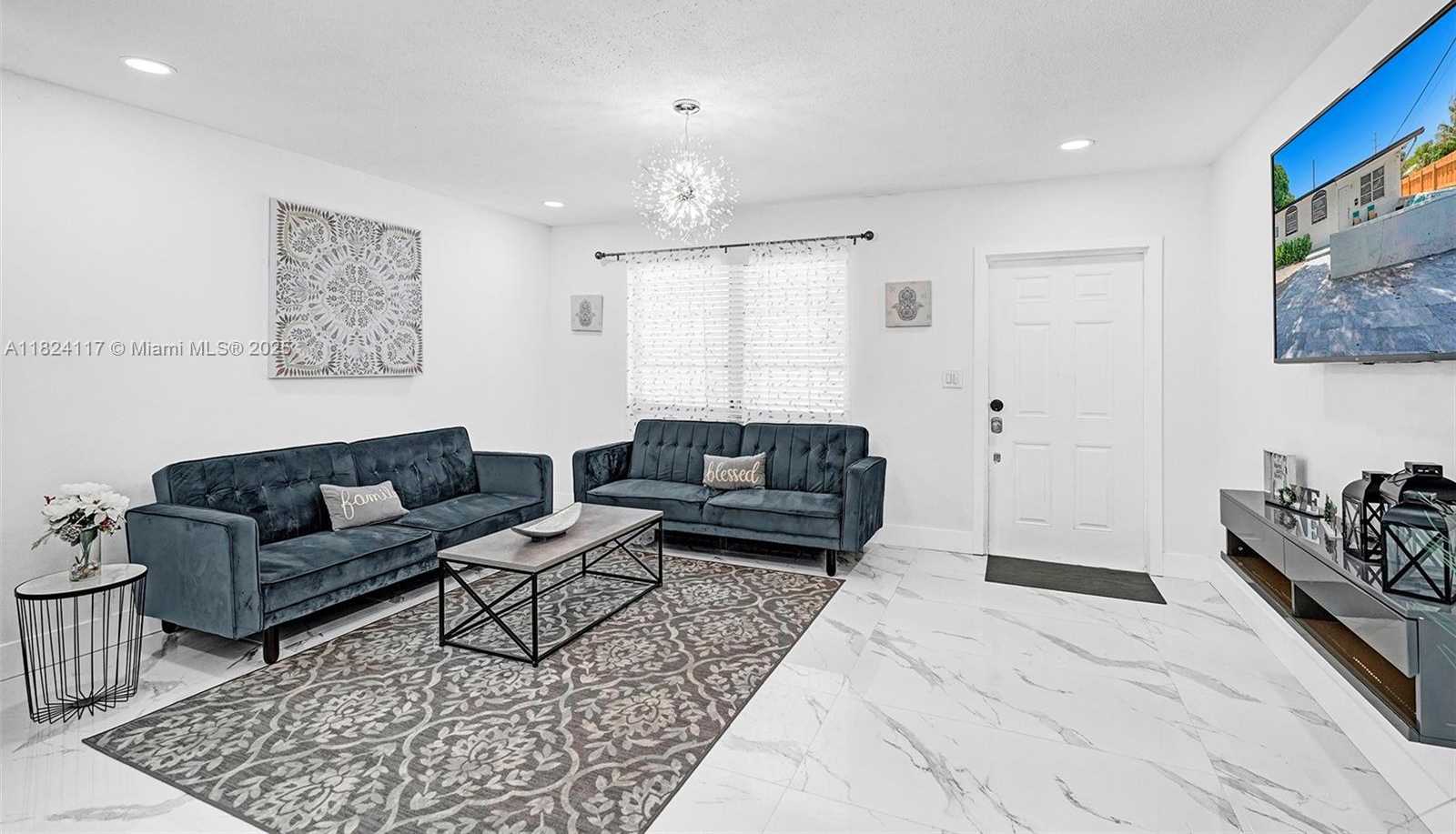 Small Image of 2338 FILLMORE ST #2A, Hollywood Number 7