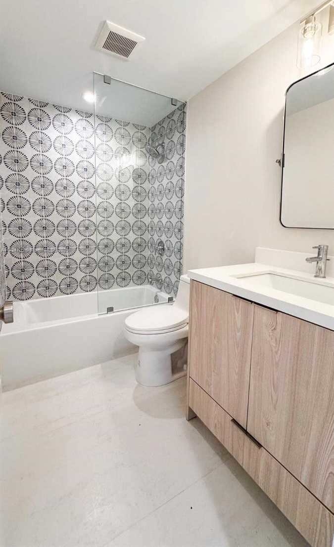 Small Image of 400 KINGS POINT DR #1222, Sunny Isles Beach Number 10