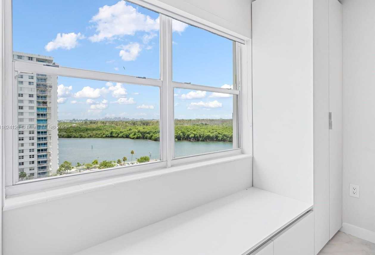 Small Image of 400 KINGS POINT DR #1222, Sunny Isles Beach Number 20