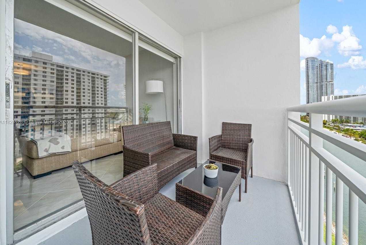 Small Image of 400 KINGS POINT DR #1222, Sunny Isles Beach Number 26