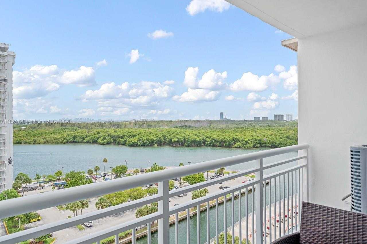 Small Image of 400 KINGS POINT DR #1222, Sunny Isles Beach Number 29